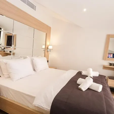 Hotel Alesta Seaside *